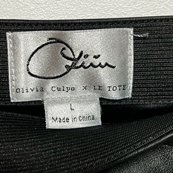 New Olivia Culpo X Le Tote Vegan Leather ruffle mini skirt Sz L - Picture 5 of 5